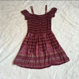 Oh so cute cold shoulder summer sundress.